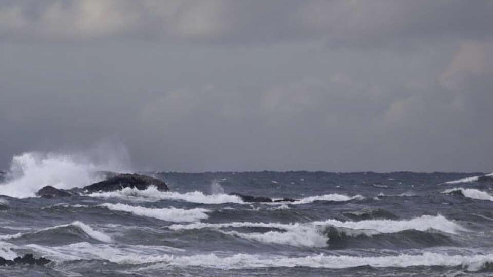 A Rare Tsunami-like Wave on Lake Michigan Strikes Again