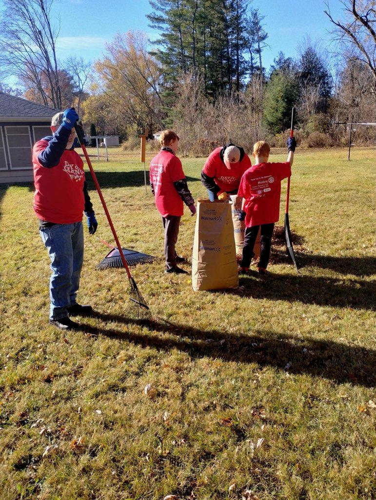 Hundreds Volunteer Locally for the United Way’s Day of Caring